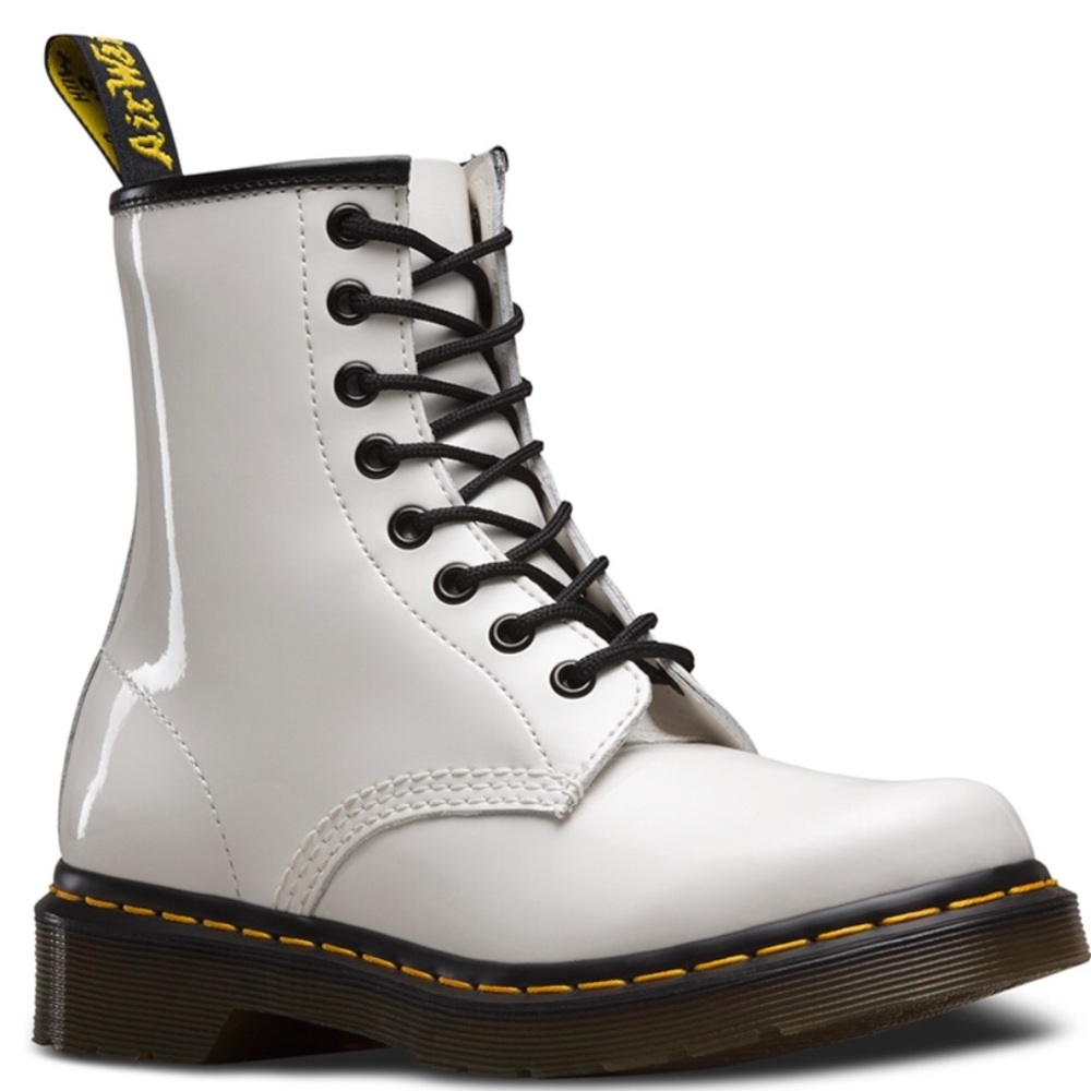 Dr. Martens ( juniors) size 5 NEW!!!!